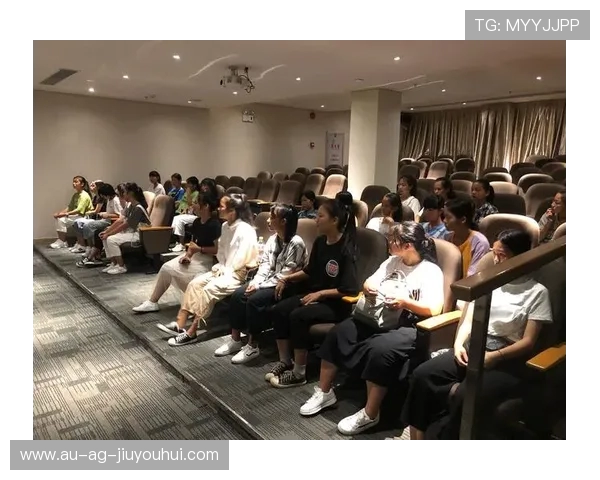 从白话歌中感受足球奔跑节奏与青春热力故事回响梦想旅程的瞬间篇 从白话歌中感受足球奔跑节奏与青春热力故事回响梦想旅程的瞬间篇